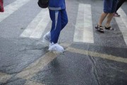 广州暴雨突袭，高考继续