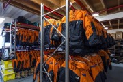 服装仓库如何除湿？仓库除湿机轻松应对潮湿问题